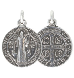 Médaille de Saint Benoît en Plaqué Argent