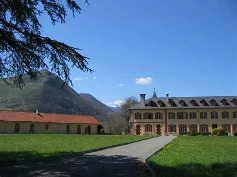 LOURDES (Dominicaines de)